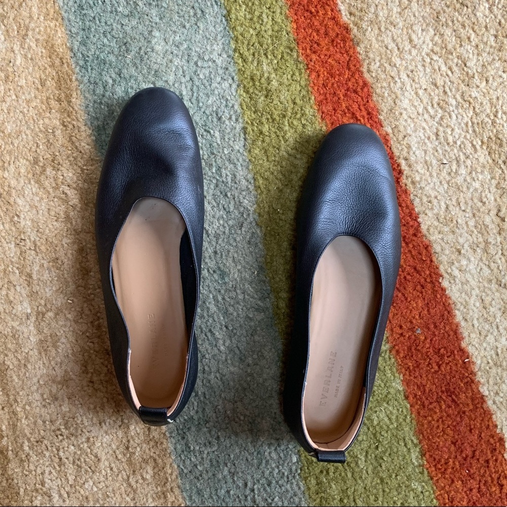 Everlane black flats